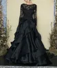 Prachtige Black Prom Dreses Baljurk Sweep Train Avondjurken Scoop Kant Lange Mouwen Rits Back Runway Jurken