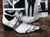 2018 أشار تو جابانسي نمط أزياء رجالية أحذية جلدية الارتفاع زيادة أحذية الزفاف الأبيض الرجال طباعة اللباس أحذية