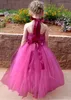 Simple Halter Robes De Fille De Fleur Fushia Tulle Longues Robes De Fille De Fleur Avec Ceinture De Ruban De Mariage Robe De Fête De Bébé Pas Cher Enfants Vêtements De Cérémonie