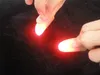 Brilhante Dedo luzes fecham os polegares Fingers truque de mágica brilho de luz LED Fingers Lâmpada Brinquedos 500pcs IC658