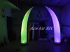 Cono inflable de curva de iluminación RGB colorido atractivo para evento de boda en Francia viene con soplador de base y control remoto