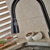 Groothandel- olie gewreven bronzen keukenkraan met enkele handgreep dek gemonteerde water mixer kranen