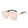 Fashion Oversized Square Women Solglasögon för Party Beach Män UV400 Gradient Vintage Märke Designer Glasögon Ramar Rimless Glass