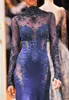 2017 Azul marino Cuello alto Encaje Vestidos de noche formales Manga larga Cuentas transparentes Apliques Prom Vestidos de celebridades personalizados 276o