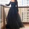 Charming Black Lace Prom Dresses 2019 Party Jurken Formele Avondjurken A-Lijn Zwart Feestjurk Kleding Off Schouder Lange Mouw Tutu Tule Rok
