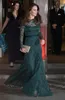 Kate Middleton Full Renda Feminina Vestidos de Noite Justos Manga Comprida Transparente Decote Bateau Até o Chão Verde Caçador Formal Celebridade Go242T