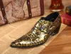 Handmake Högkvalitativ Zapatos Hombre Män Läder Skor Formell Klänning Skor Män Guld / Black Skull Business Shoes Men, Stor storlek 45 46!