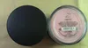 Mineralen Blush / Bronzer Fauxtan / Vintage Anjer / Ignite / Promise / Rose Railiance / Vintage Peach / Gelach / Golden Gate / Warmte / Vrolijke 0.85g.