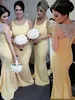Gelbes sexy Brautjungfernkleid im Meerjungfrau-Stil, U-Ausschnitt, bodenlang, mit Perlen verziert, ärmellos, elastischer Satin, günstige Kleider für Trauzeugin in Übergröße