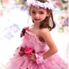 Fancy Flower Girls Dresses Abiti da spettacolo in rilievo spaghetti in rilievo Tiered Increspato Custom Made Sweep Train Indietro Zipper Lovely Birthday Party Dress