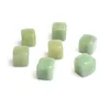 7 stycken Natural Tumbled Green Aventurine Carved Cube Crystal Reiki Healing Semi-Erecious Stones With a Free Pouch