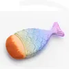 人魚の化粧ブラシ財団の輪郭の魚のスケール合成髪の美容化粧品メイクアップブラシの道具