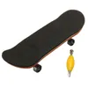 Groothandel-100mmx28mmx15mm esdoorn houten toets mini vingerborden sport skateboard zwarte lagers wielen kinderen game gift