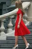Nouvelle robe de demoiselle d'honneur rouge simple manches courtes robe de cocktail cocktail col sucré sous la tenue de bal du genou