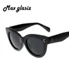 Entièrement nouveau 2016 femme Audrey mode rétro lunettes Rivets Vintage femmes lunettes de soleil Cateye lunettes fille Oculos feminino201b