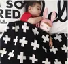 Baby Kinder Decken Schwarz Weiß Swan Kreuz Muslin Krabbeln Decke Teppich für Säuglingsbabydecke Badetücher Kinder Spielmatte