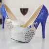 새로운 디자이너 수제 라인 석 결혼식 신발 은색 크리스탈 신부 신발 플랫폼과 블루 화려한 댄스 파티 펌프