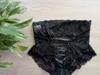 2017 mode Sommer Große Größe Frauen Sexy Höschen Ass Unterwäsche Schwarz spitze aushöhlen Hosen Weibliche Slips Plus Größe 3XL