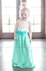 Härlig 2017 Beige Lace Top Mint Green Chiffon Flower Girls Dresses For Country Beach Weddings billiga Halter Hand Made Flowers Sash 6902376