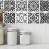 10 pz/set in stile Europeo nero bianco Wall Sticker 20*20 cm Cucina Bagno Wc Adesivo Impermeabile PVC Carta Da Parati Piastrelle Adesivi