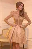 Altın Dantel Uzun Kollu Mini Prom Elbiseler 2023 Lüks Moda Aplike Seksi Sheer Çiçekler Kısa Kokteyl Parti Arka Çıkmaz önlük