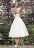 2017 Элегантные свадебные платья до чая v Шея рукава аппликации кружев