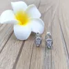 Estudos Radiant Teardrops Authentic 925 Sterling Silver Stud Brincos se encaixam em jóias europeias de estilo Pandora 296252cz