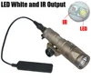 التكتيكية SF M300V-IR الكشفية ضوء بندقية ضوء LED الأبيض والأشعة تحت الحمراء إخراج الأرض المظلمة