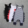 Söt Baby Rompers Dinosaur Striped Ärmlös Romper Toddler Kläder Jumpsuit Mode Bomull Spädbarn Romper Babies Style Jumpsuits A7608