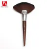 Professional Makeup Artist Long Wood Handle Classic Soft Wavy Bristle 130 Large Round Cosmetic Tools Powder Brush For Face And Bod1369245