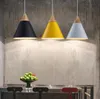 Nordic LED Pendant Lights Matsal Hängande lampa Modern Färgrik Restaurang Kök Kaffe Sovrum Trä Island Belysning