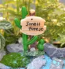 2st Cactus Signpost Figurer Terrarium harts Hantverk Hem Oranment Fairy Garden Jardim Miniature Bonsai Gummes Accessories2806864