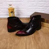 Zapatos de vestir de lujo para hombre Diseñador de moda Ocio Zapatos de cuero de alta calidad Botines cortos Cordones Bota de hombre Punta estrecha