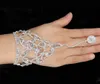 Brudfinger Ring Hand Armband Bröllop Kvinnor Smycken Rhinestone Finger Ring Hand Harness Hand Harness Bangle