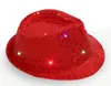 9 colori LED cappelli jazz lampeggianti illuminati led Fedora Trilby paillettes cappellini fantasia cappelli da ballo cappelli unisex lampada hip-hop cappello luminoso