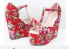 Salto atacado Cunhas Verão Romantic Flower Floral T-Strappy alta Wedge Sandal 2 cores