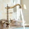 Dual Holder Art Brass Basin Kran Antyczne Baterie zlewozmywakowe Kuchnia Woda Tap Mikser Europejskiej Retro Torneira Do Banheiro