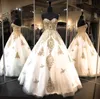 2021 Sweetheart Quinceanera Jurken Baljurken Tiers Tule met Gold Applicaties 15 Sweet Prom Party-jurken Custom Pageantant-jurken