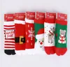 Chaussettes chaudes de Noël en coton pour enfants Chaussettes de flocon de neige de dessin animé Jacquard Père Noël Chaussettes en coton de cheville de cadeau de Noël rouge pour bébé