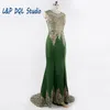 Robes mère de la mariée vert foncé transparentes avec broderie dorée, robes de soirée avec fermeture éclair latérale et train de balayage, robes de mère en satin