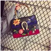 2017 Moda Haftowana torba Kobiety Znane Marki Projektant Kwiat Bag Torba Bambusa Shopper Ramię Crossbody Torby