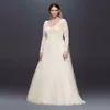 NOUVEAU! Robe de mariée grande taille avec manches longues et dos nu en tulle à rayures et à col en V 2019 9WG3831