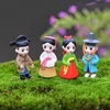 Мини-корейские влюбленные садовые украшения статуэтки DIY миниатюры фея садовый мох турранс смолы ремесел украшения микро ландшафтные аксессуары