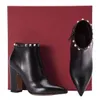 أزياء العلامة التجارية عالية الكعب الأحذية للمرأة الصوف جلد البقر برشام الكاحل الجوارب 85 ملليمتر مكتنزة كعب السيدات عارضة الأحذية المدببة أصابع SZ35-40