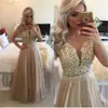 Champange A Line Moeder van de Bruid Jurken Lange Sheer Jewel Hals Moeder Jurken met Kant Decals Crystal Prom Jurken Hot Koop