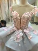 Michael Cinco Superb Ball Gown Garden Wedding Gowns Handgjorda Blommor 3D Blommig Applique Puffy Princess Lace Bröllopsklänningar Tiered Kjolar