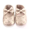 Baby första vandrare småbarn barn baby flickor pu prinsessan bow kärleksfull hjärtskor bowknot crib sole sneaker