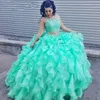 2017 النعناع الدانتيل فساتين quinceanera 2 قطعة الكرة ثوب الأميرة منتفخ كشكش تنكر الحلو 16 فساتين لمدة 15 سنة فساتين حفلات QU01