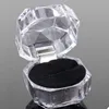 Gratis frakt 20PCS 3Colors Ringar Box Smycken Rensa Akryl Smycken Boxar Bröllop Presentförpackning Ring Stud Dust Plug Box