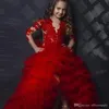 Bella rossa maniche lunghe Appliqued Hi Lo Tiers Neonata Festa di compleanno Natale Bambini Ragazza Abiti da spettacolo Abiti da ragazza di fiori economici